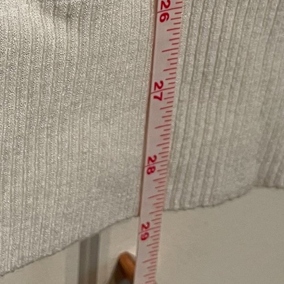 Knit & Lace - Picture 4 of 4